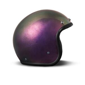 Helm von DMD in violett ohne Visier